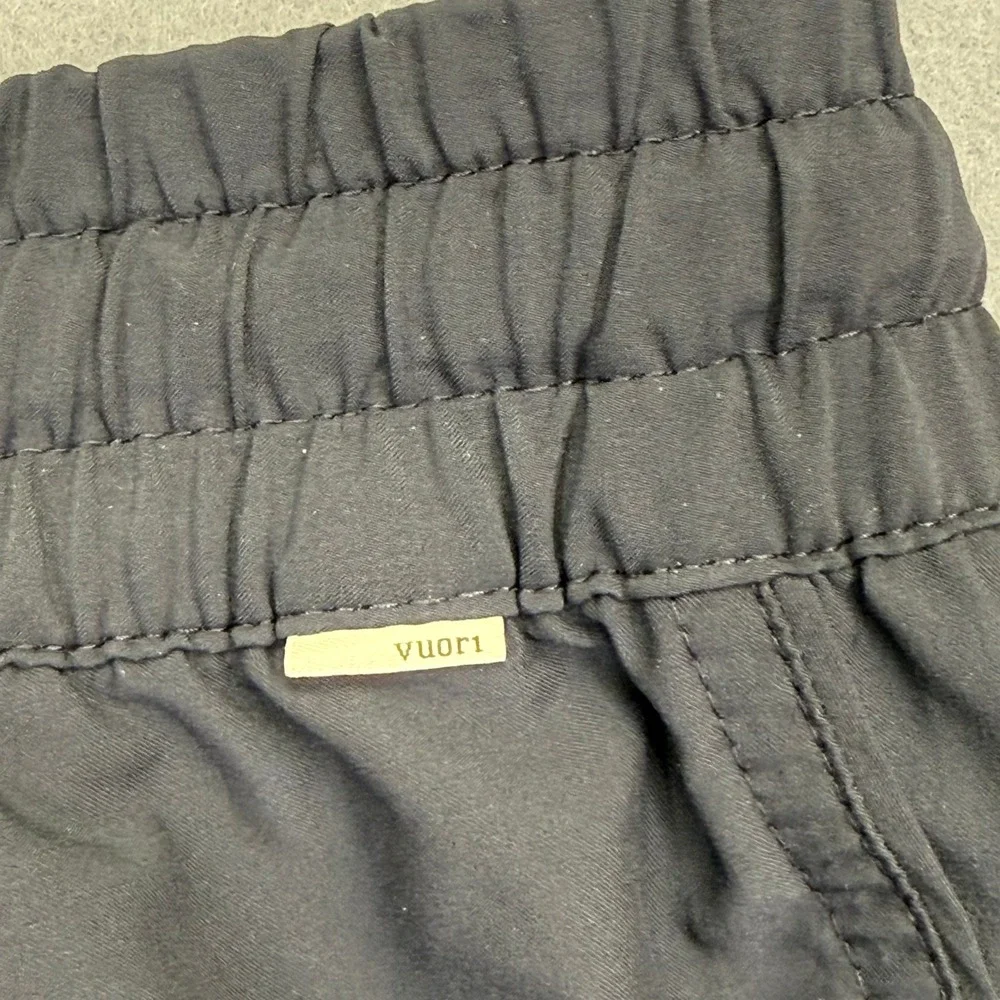 Vuori Weekend Jogger Women's Small Black Lightweight Performance Pants Size M